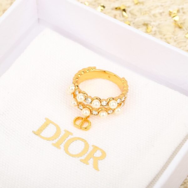 Dior - Image 4