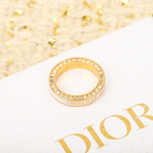 Dior - Image 4