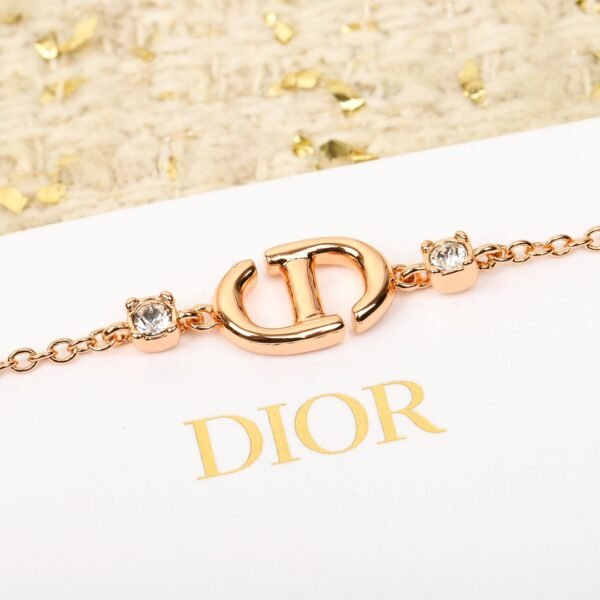 Dior - Image 4