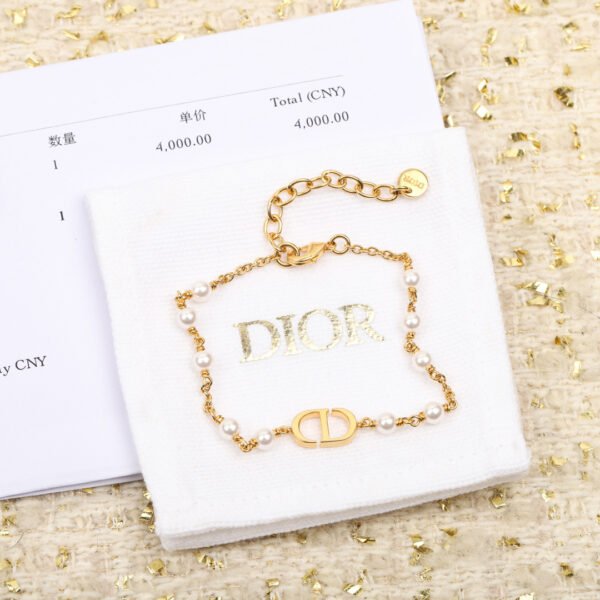Dior - Image 4