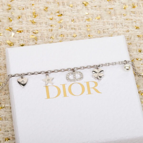 Dior - Image 4