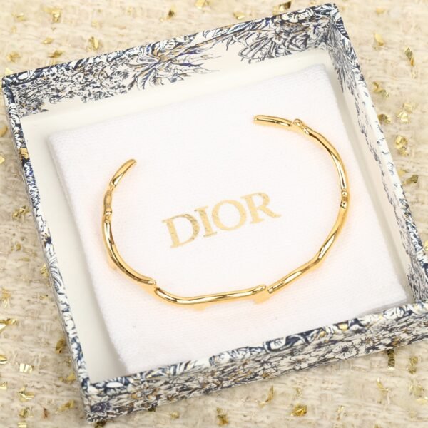 Dior - Image 4