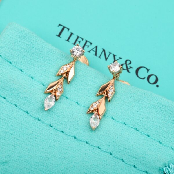 TIFFANY - Image 4