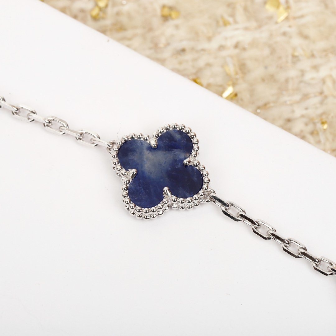 Van Cleef & Arpels - Image 4