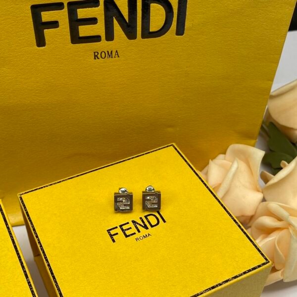 FENDI - Image 4