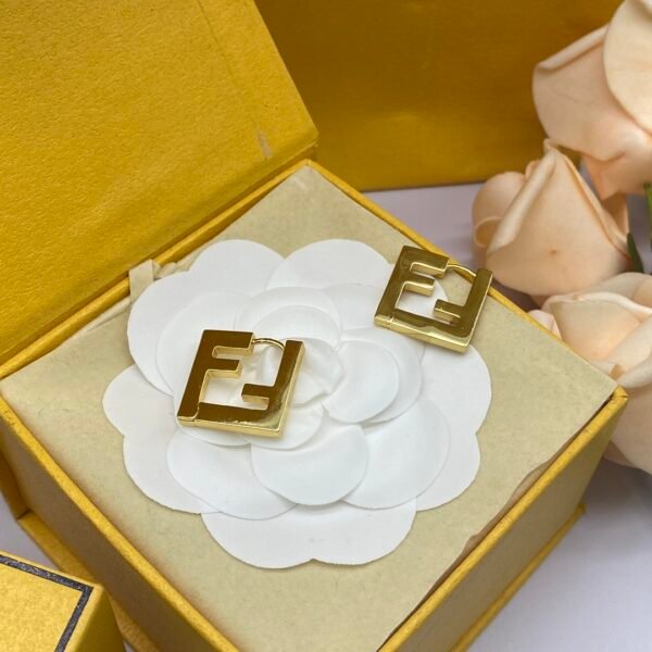 FENDI - Image 4