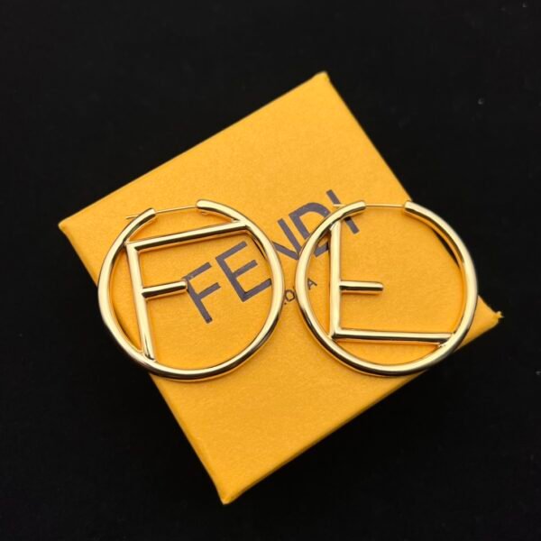 FENDI - Image 4