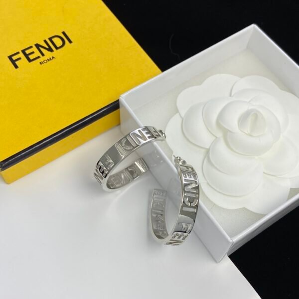 FENDI - Image 4