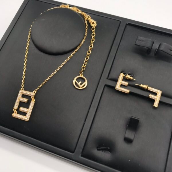 FENDI - Image 4