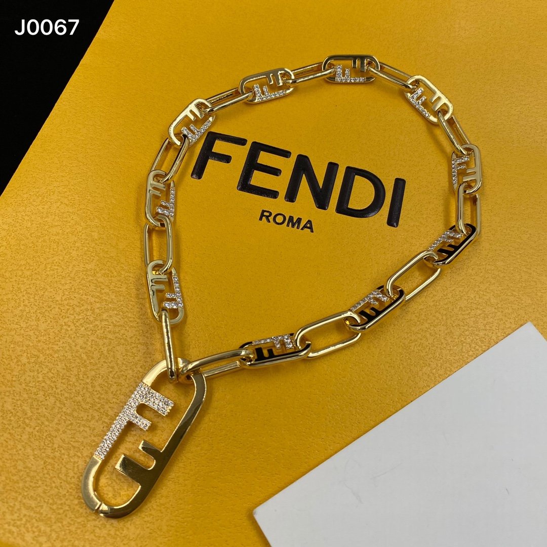 FENDI - Image 4
