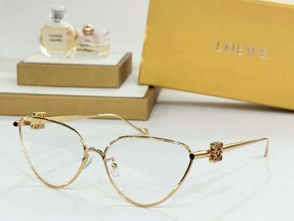 Loewe - Image 4