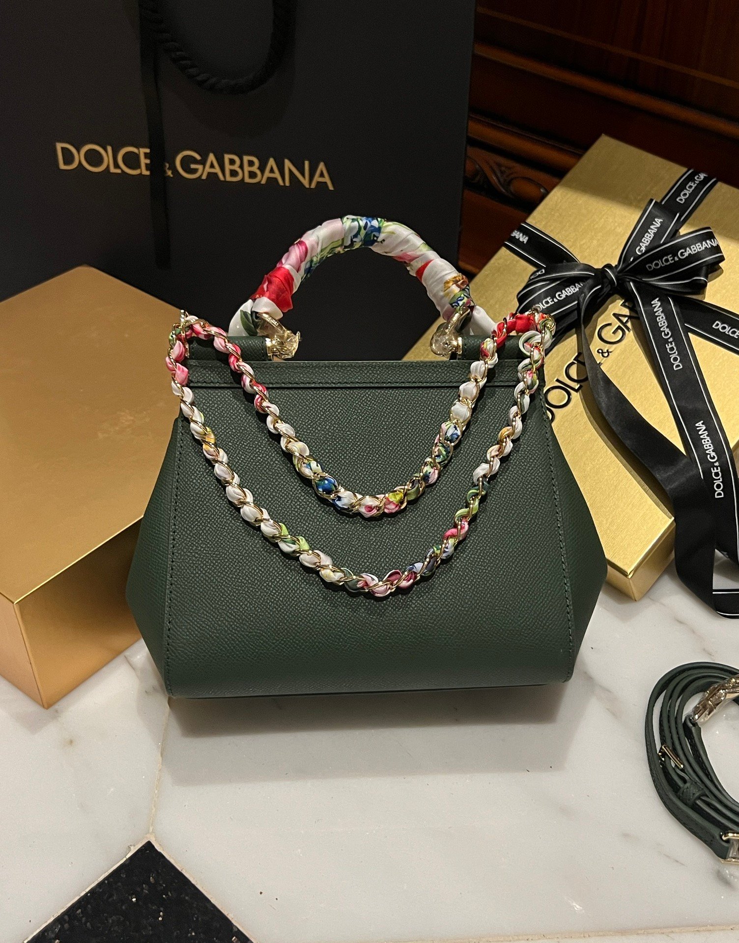 Dolce & Gabban - Image 5