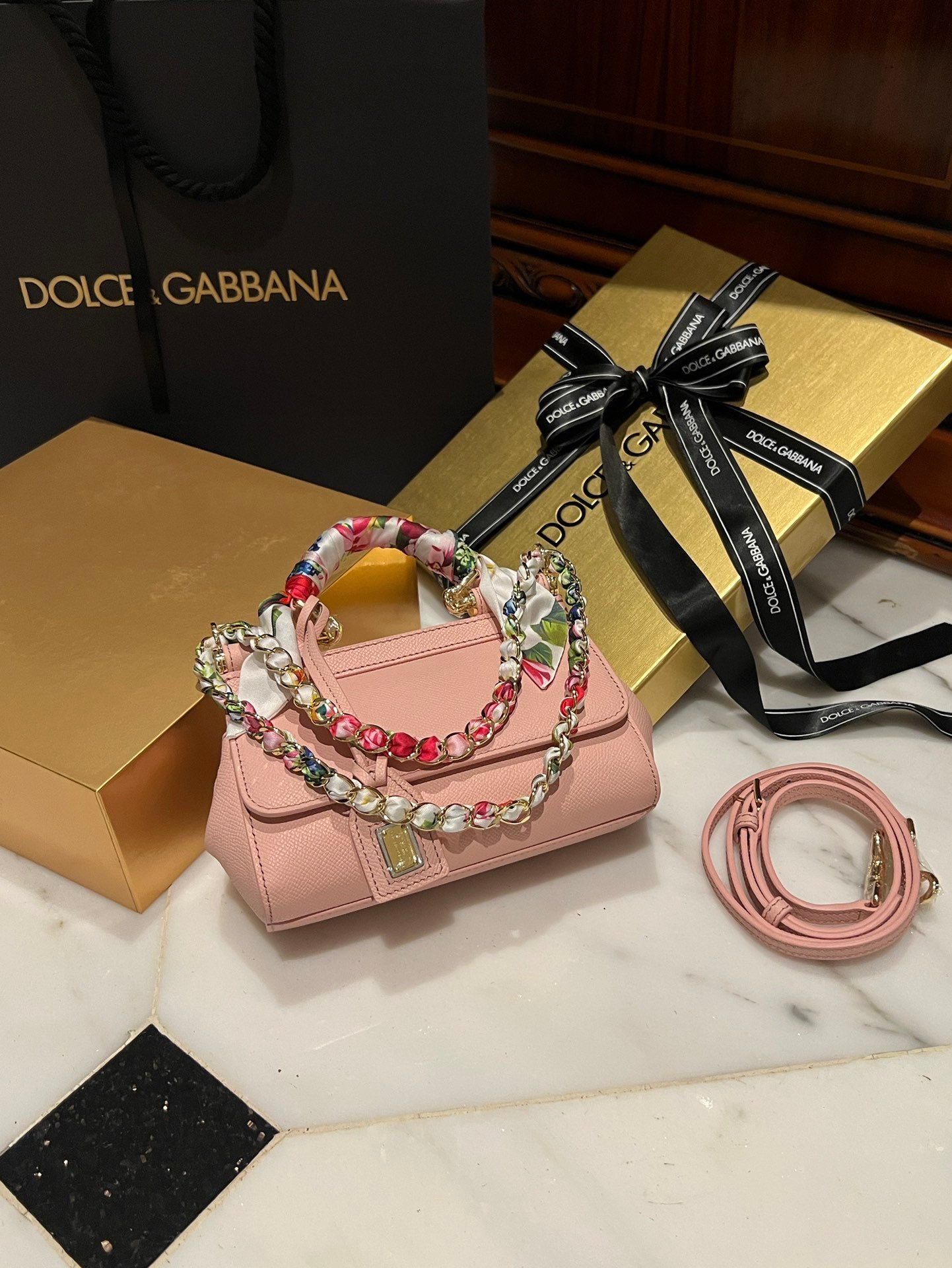 Dolce & Gabba - Image 5
