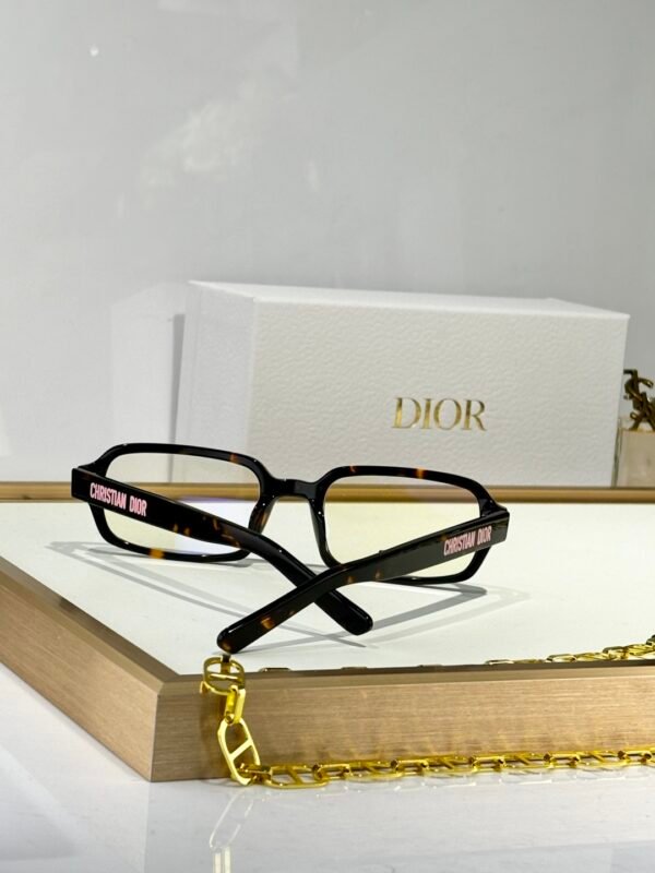 Dior - Image 4