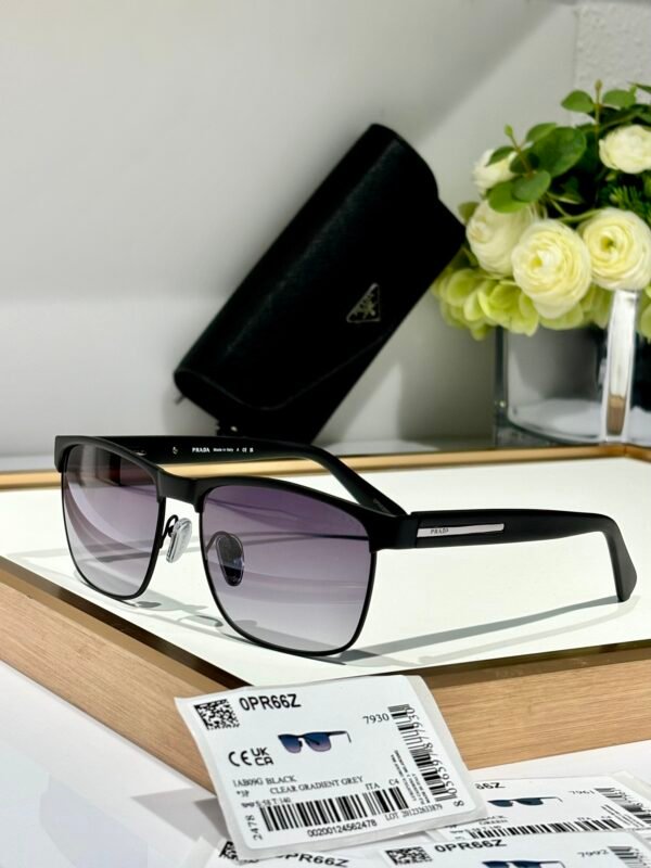 PRADA - Image 4