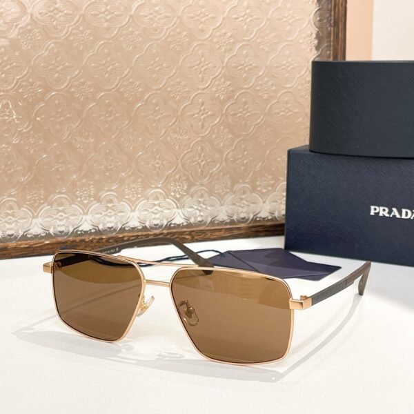 PRADA - Image 4
