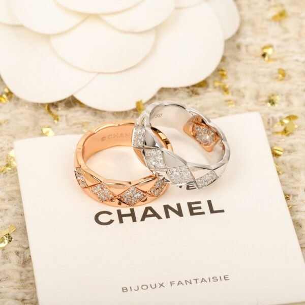 Chanel - Image 4