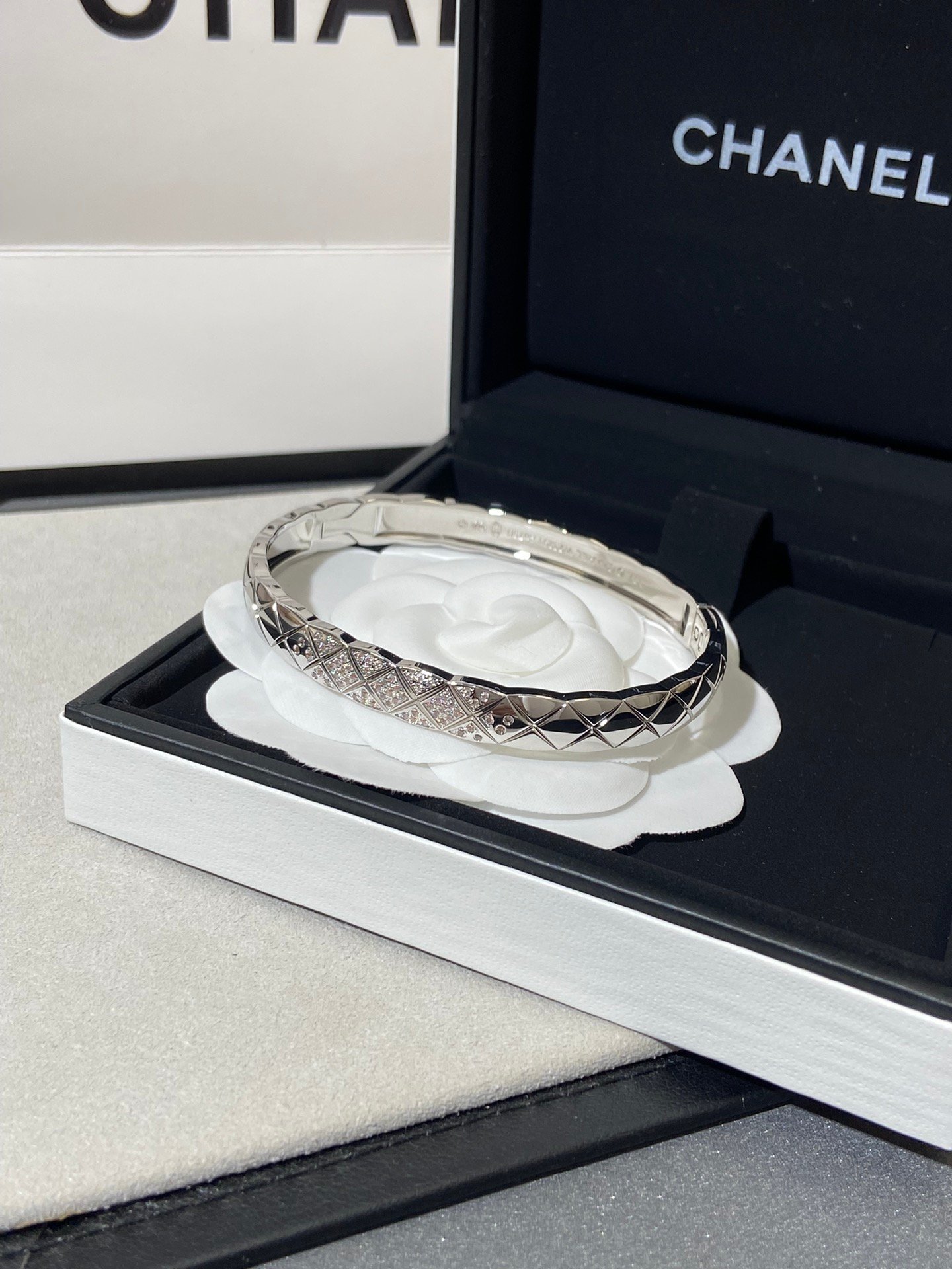 Chanel - Image 4