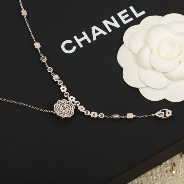 Chanel - Image 4
