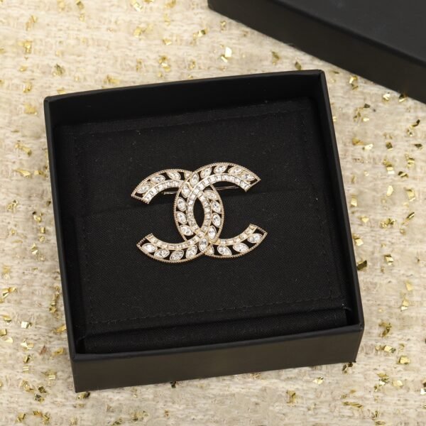 Chanel - Image 4