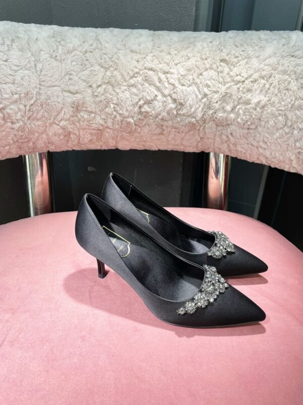 Roger Vivier - Image 6