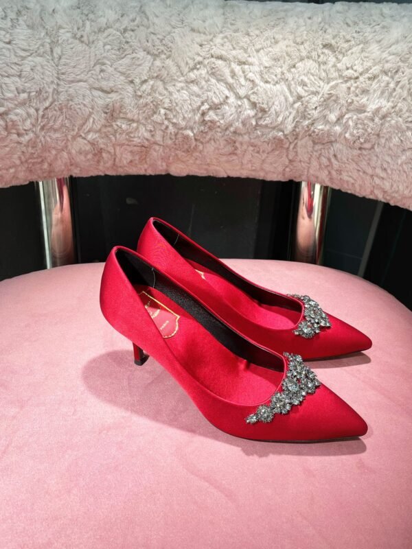 Roger Vivier - Image 6