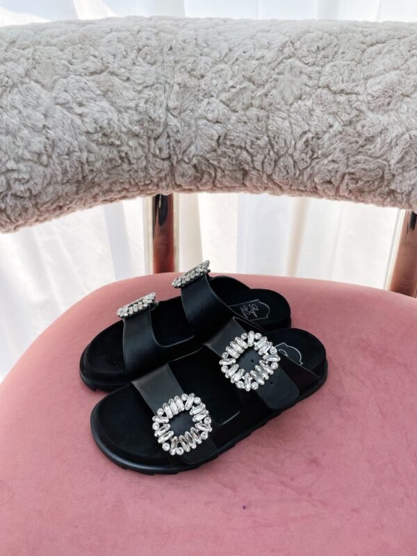 Roger Vivier - Image 6