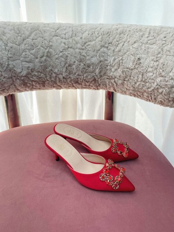Roger Vivier - Image 6