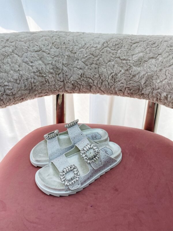 Roger Vivier - Image 6