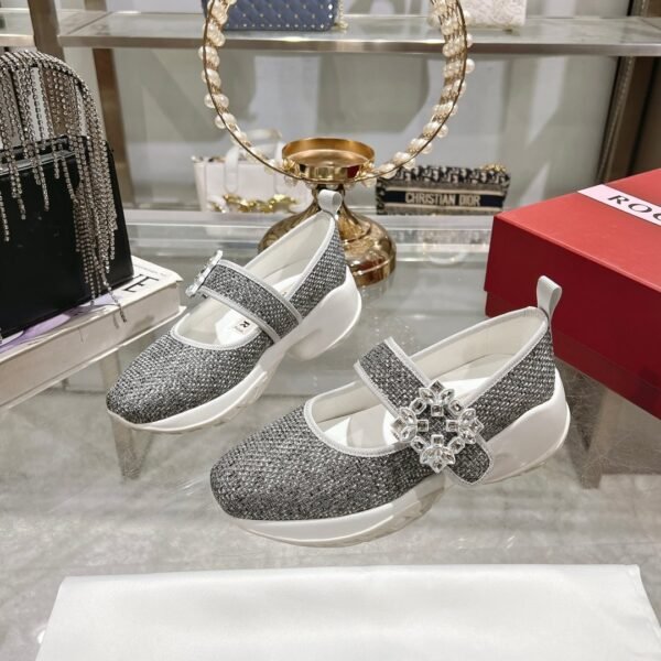 Roger Vivier - Image 4