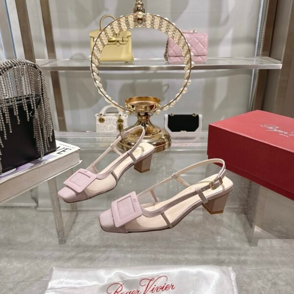 Roger Vivier - Image 6