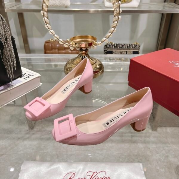 Roger Vivier - Image 6