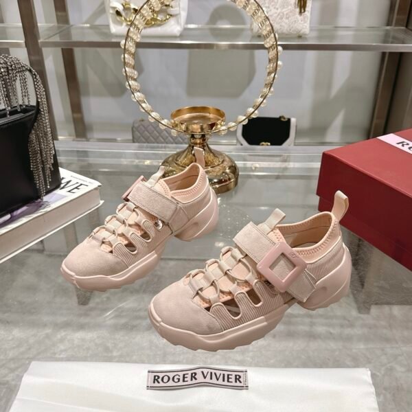 Roger Vivier - Image 6