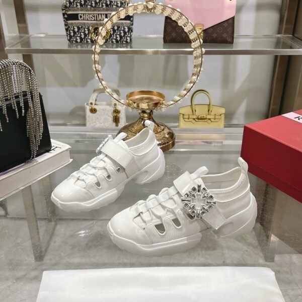 Roger Vivier - Image 6