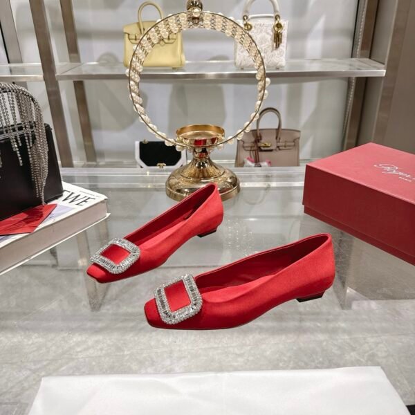 Roger Vivier - Image 6