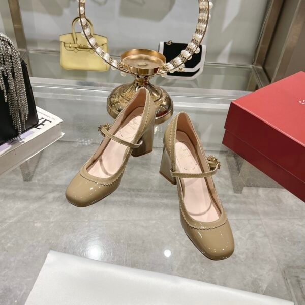 Roger Vivier - Image 6