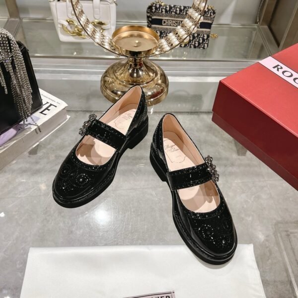 Roger Vivier - Image 3