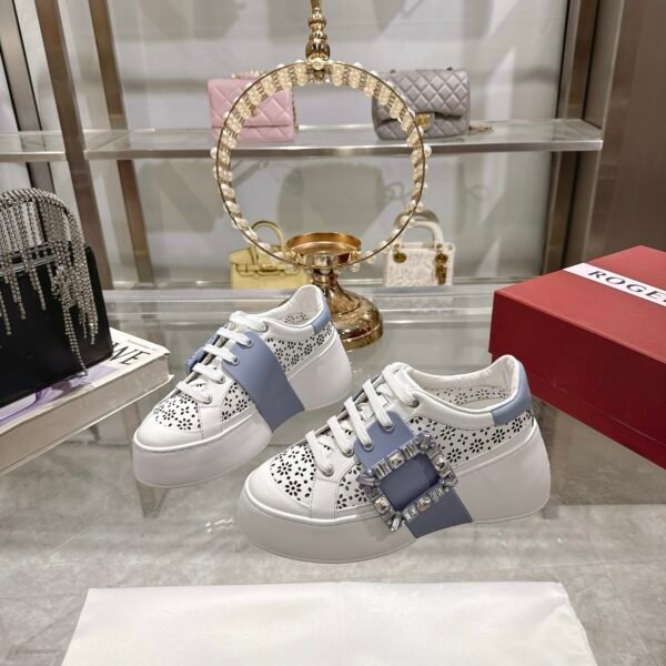 Roger Vivier - Image 4