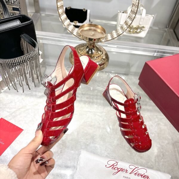 Roger Vivier - Image 4