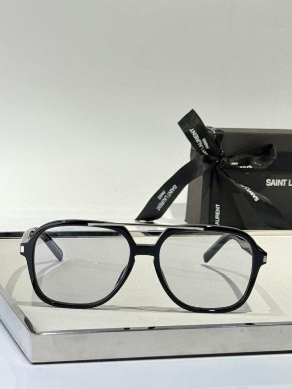 YSL - Image 4
