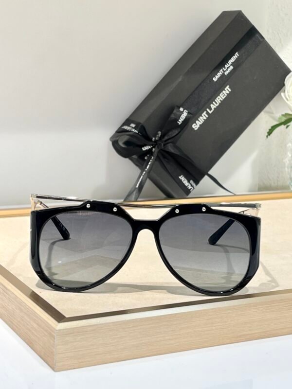 YSL - Image 4