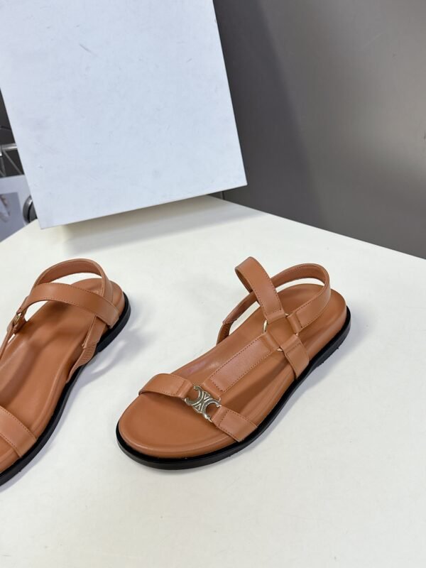 CELINE - Image 4