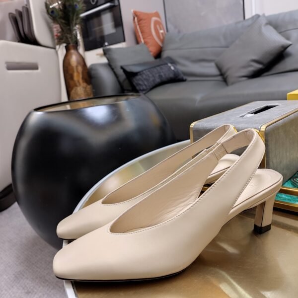 FENDI - Image 4