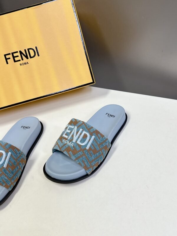 FENDI - Image 4