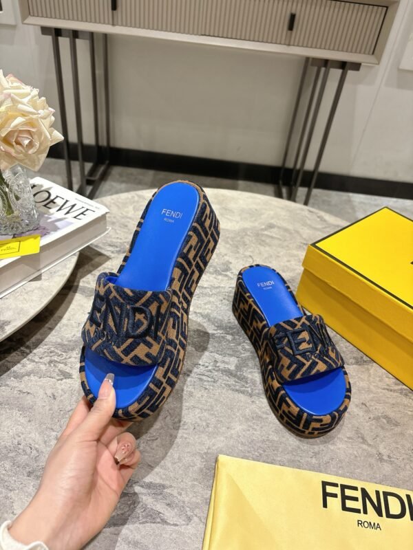 FENDI - Image 4