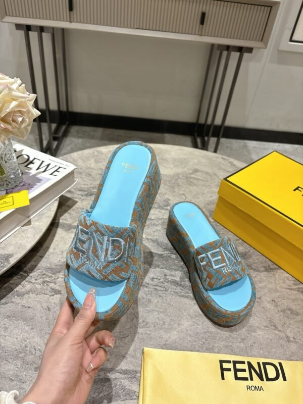 FENDI - Image 4