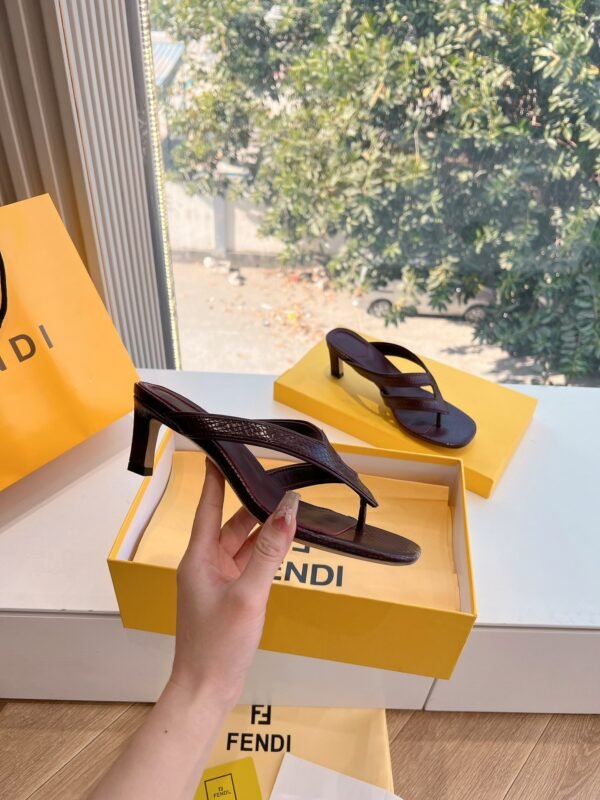 FENDI - Image 4