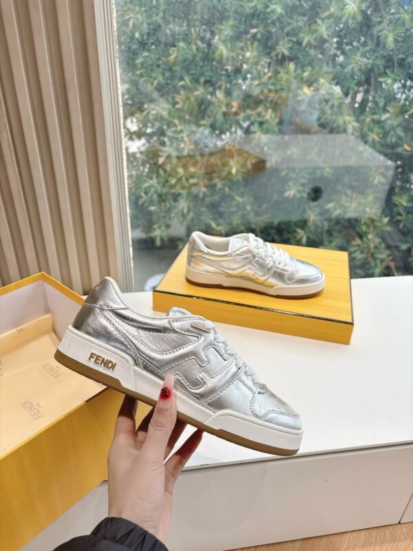 FENDI - Image 4