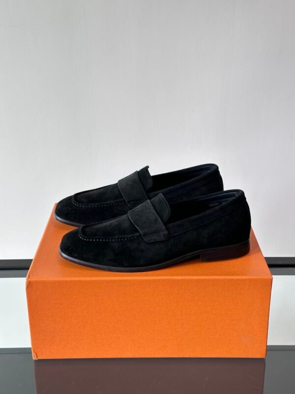 LV MAN - Image 4
