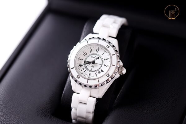 CHANEL - Image 4